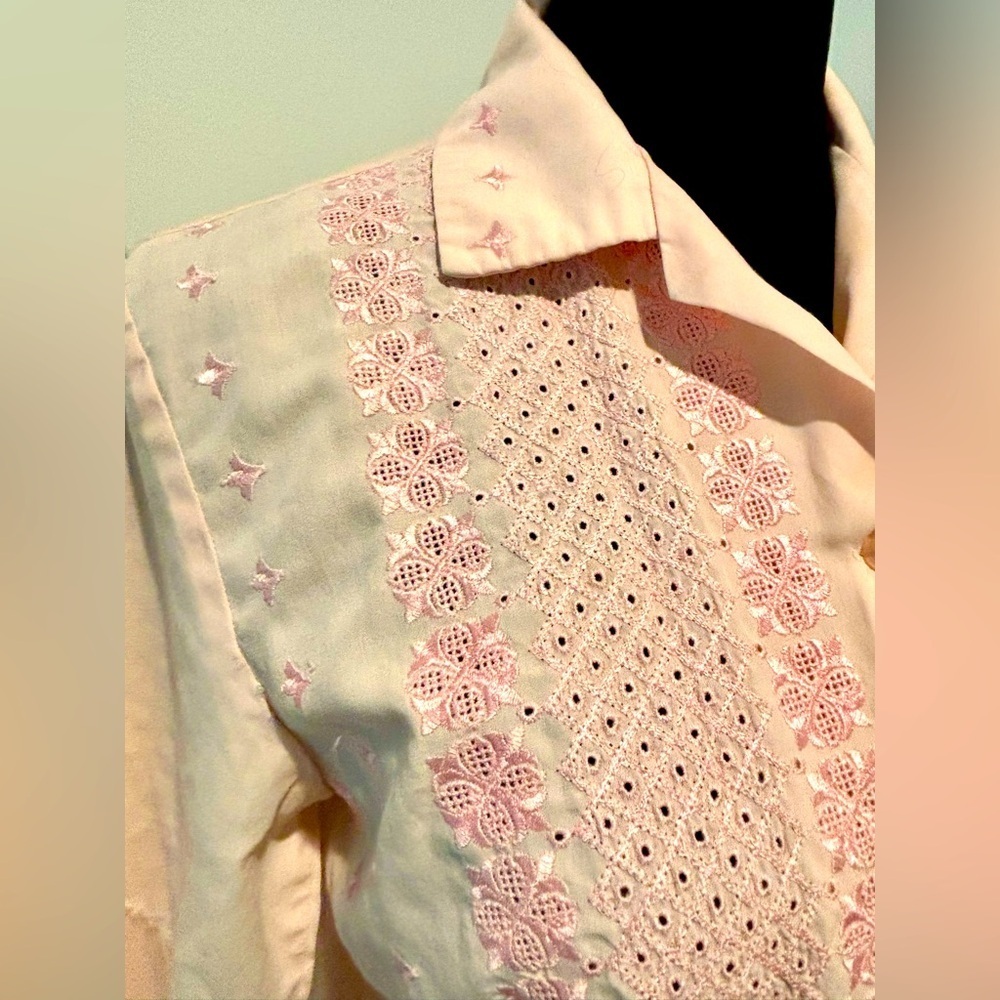 VINTAGE Jean Taylor Peach Pink Embroiderd Button Front S/S Pajama Top Small Fit - Picture 5 of 6